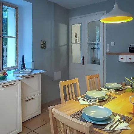 펜션 Viktoria Near Beach, Tartini Square Is Peaceful, Unique And Cosy For Lgbtq,, Couples Getaway, Families & Friends