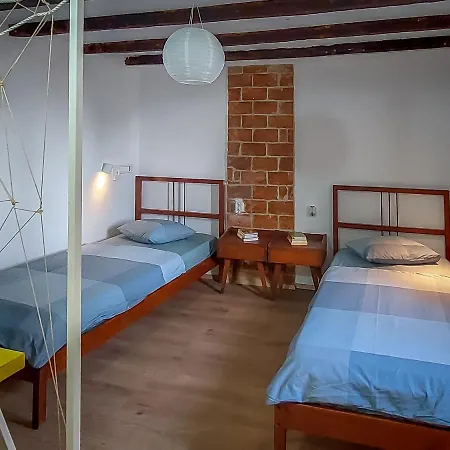 Viktoria Near Beach, Tartini Square Is Peaceful, Unique And Cosy For Lgbtq,, Couples Getaway, Families & Friends 피란