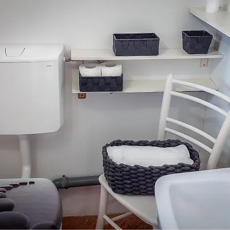 펜션 Viktoria Near Beach, Tartini Square Is Peaceful, Unique And Cosy For Lgbtq,, Couples Getaway, Families & Friends *