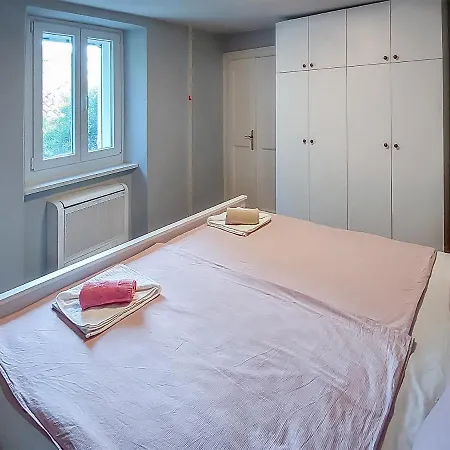 Viktoria Near Beach, Tartini Square Is Peaceful, Unique And Cosy For Lgbtq,, Couples Getaway, Families & Friends *